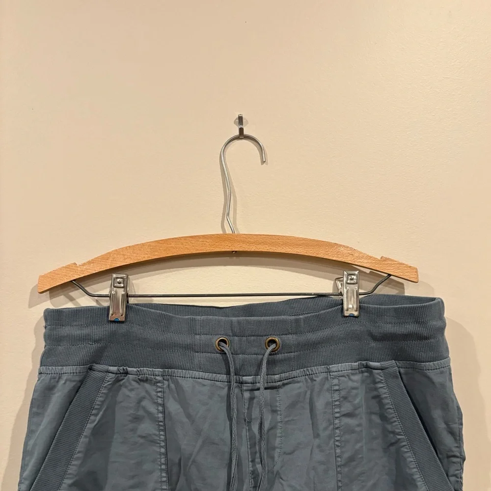 Wearables Blue Cargo Pants Size M - Picture 2 of 7